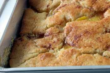 Southern Style Peach Cobbler