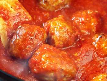 Awesome Slow Cooker Meat Balls