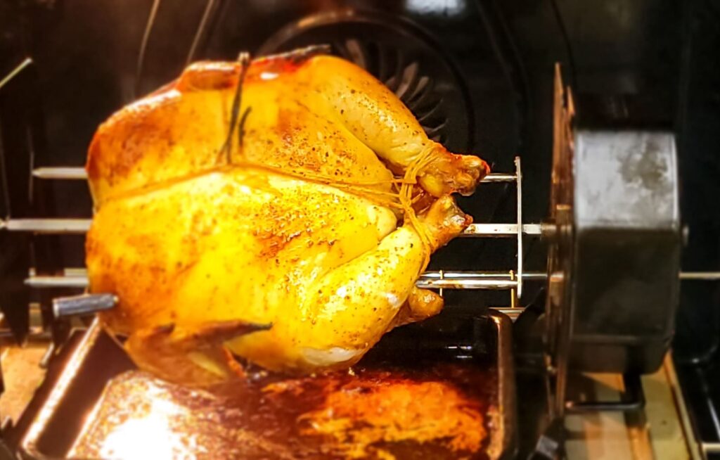 Roto-Q 360 to cook a perfectly juicy, golden-brown rotisserie chicken